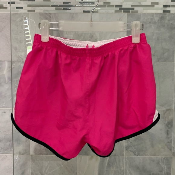 Nike Shorts - Picture 2 of 3